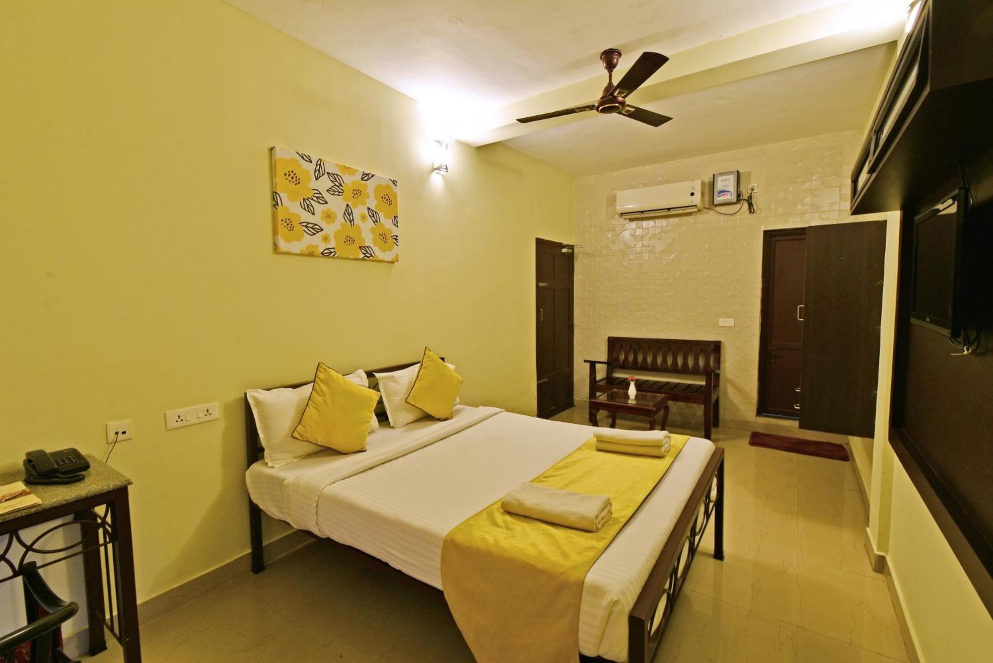 Poppys Olive De' Villa Auroville Exterior photo